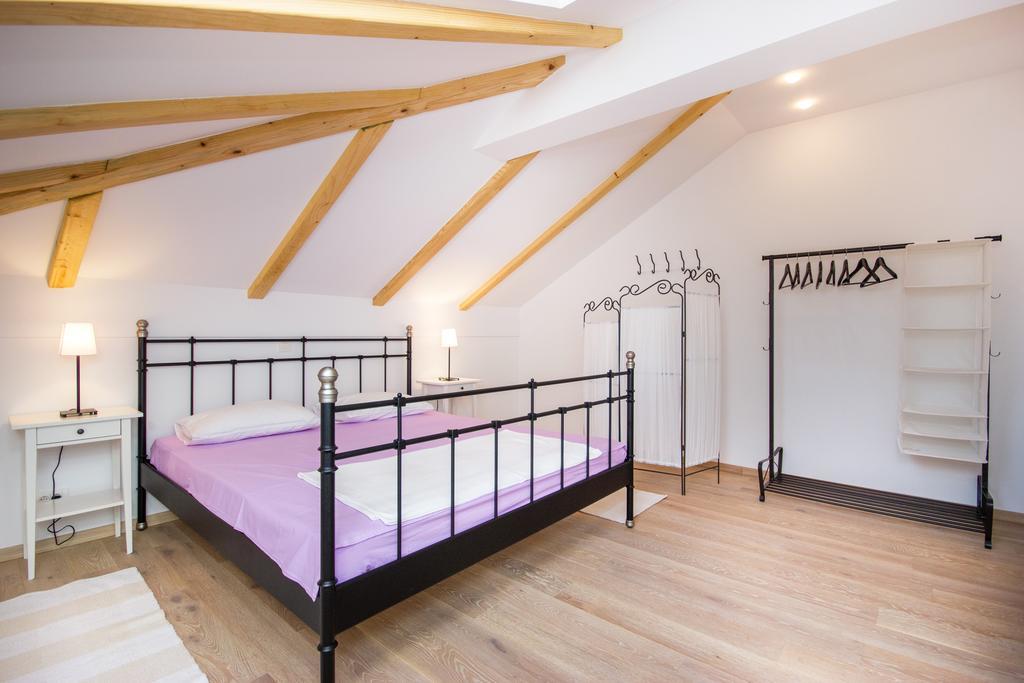 Apartment Barbina Kastelina Sveti Juraj Cameră foto