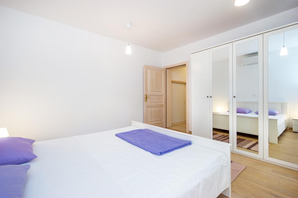Apartment Barbina Kastelina Sveti Juraj Cameră foto
