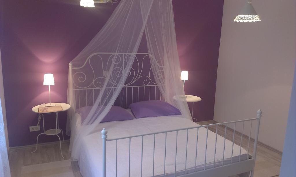 Apartment Barbina Kastelina Sveti Juraj Cameră foto